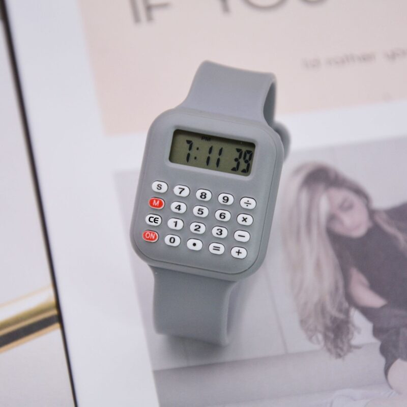 children's calculator watch - Image 4